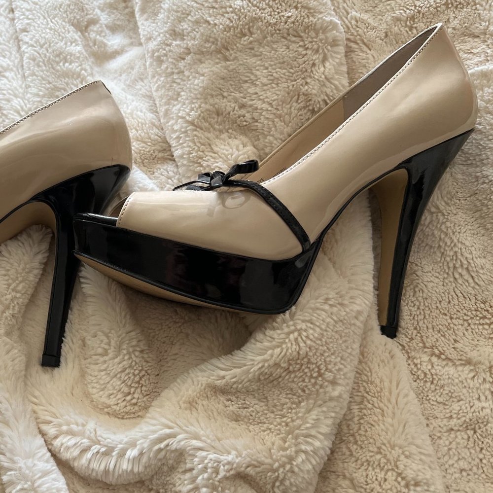 Enzo Angilini Platform Pinup Pump